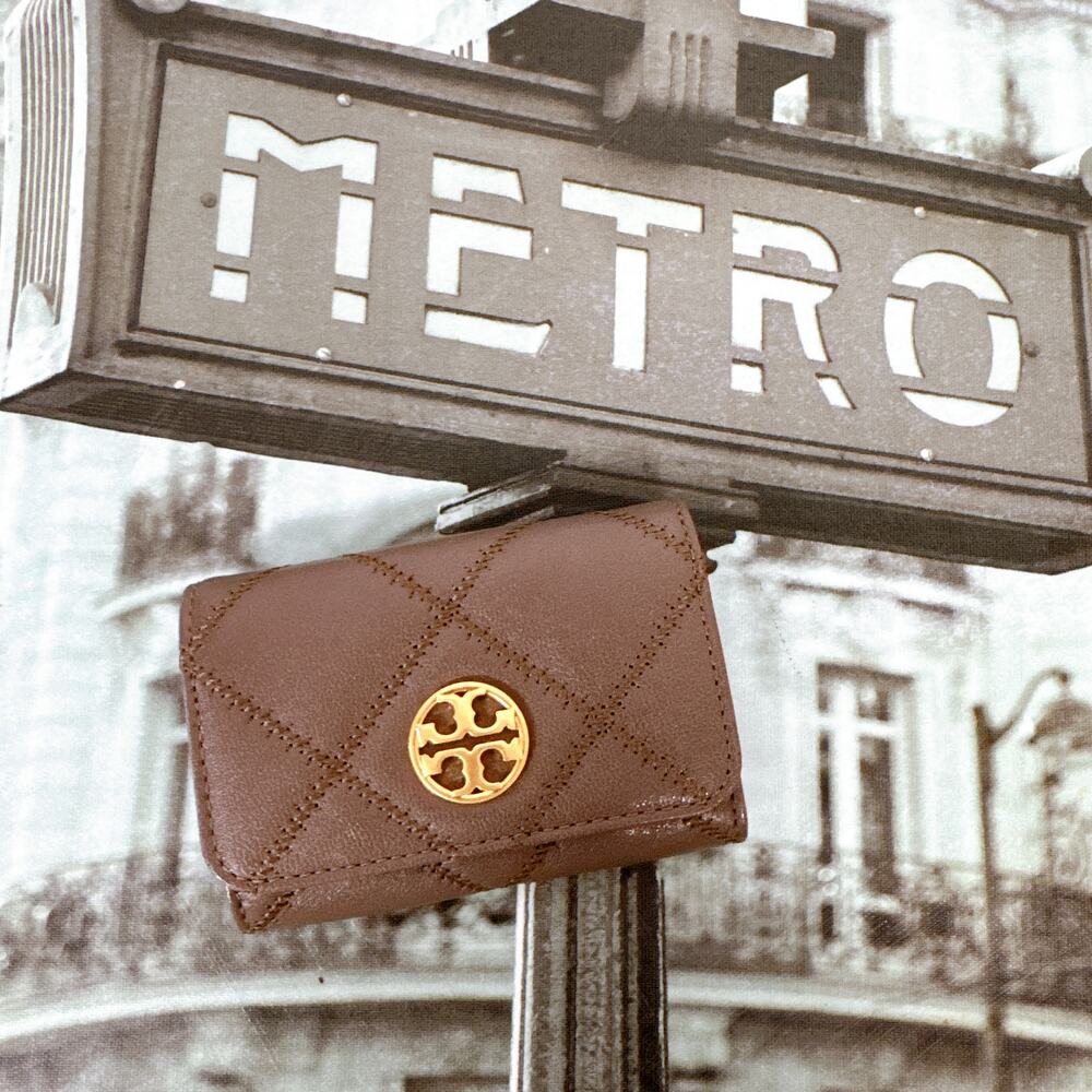 Tory Burch 87866 Willa Quilted Genuine Leather Card Case Bifold Snap Mini Wallet